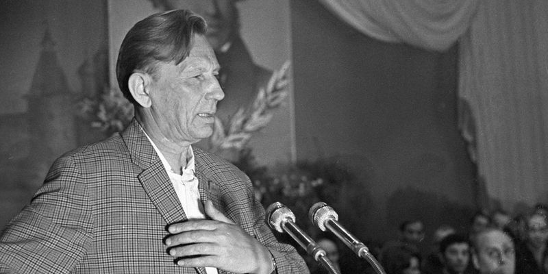 О ВЕРЕ И ЧУДЕСАХ НА ВОЙНЕ: ГЕРОЙ СССР АЛЕКСАНДР ТИПАНОВ, ПОЭТ МИХАИЛ ДУДИН, АКТЁР ИННОКЕНТИЙ СМОКТУНОВСКИЙ