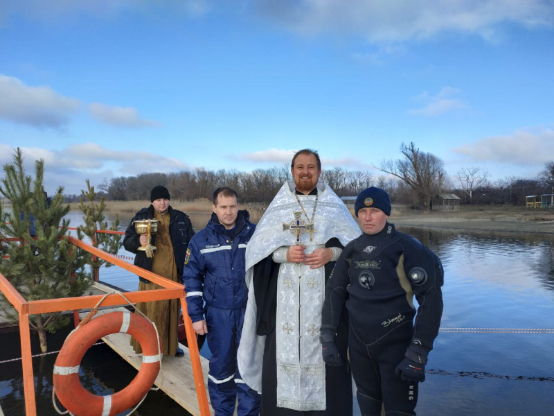 Крещенские купания в богоспасаемом граде Новошахтинске