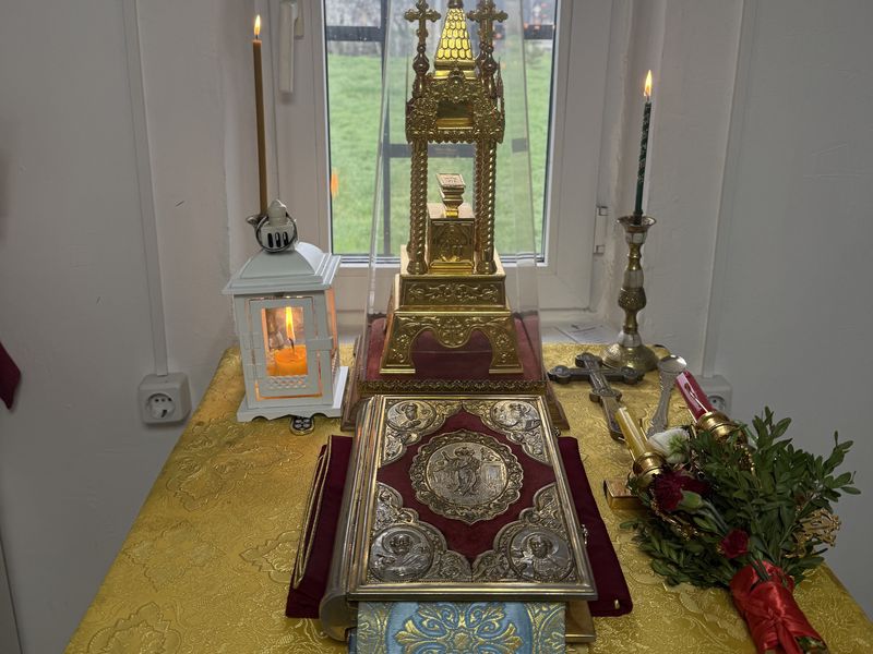 Благодатный огонь доставили в посёлок Тарасовский