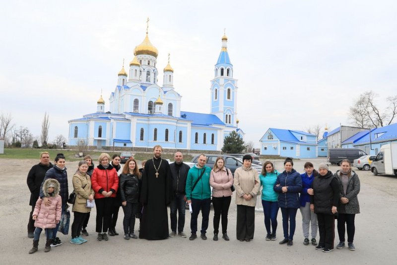 Благотворительная акция «Корзина Доброты» прошла в Александровск-Грушевском благочинии