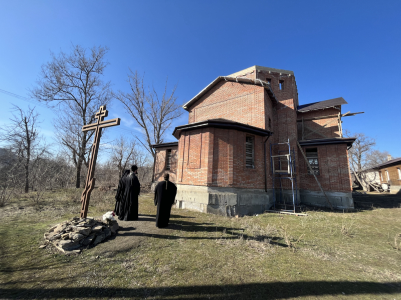 В городе Донецке продолжается строительство храма в честь святой блаженной Матроны Московской
