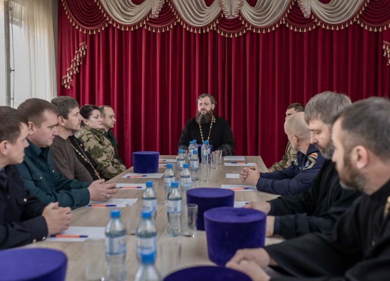 В рамках XXVIII Димитриевских образовательных чтений отдел Шахтинской епархии по духовному окормлению военнослужащих провел секцию «Православие и отечественная культура: потери и приобретения минувшего, образ будущего»