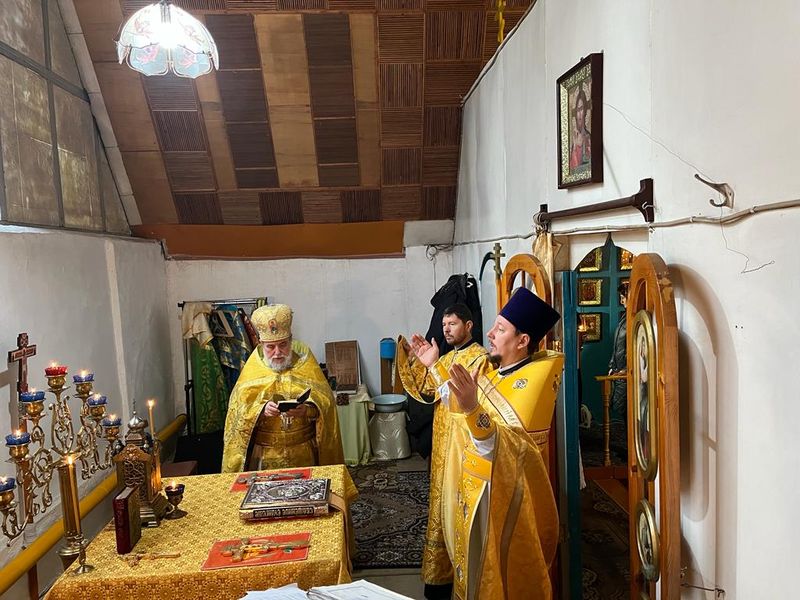 Престольное богослужение в день святителя Николая Чудотворца в хуторе Кружилинском