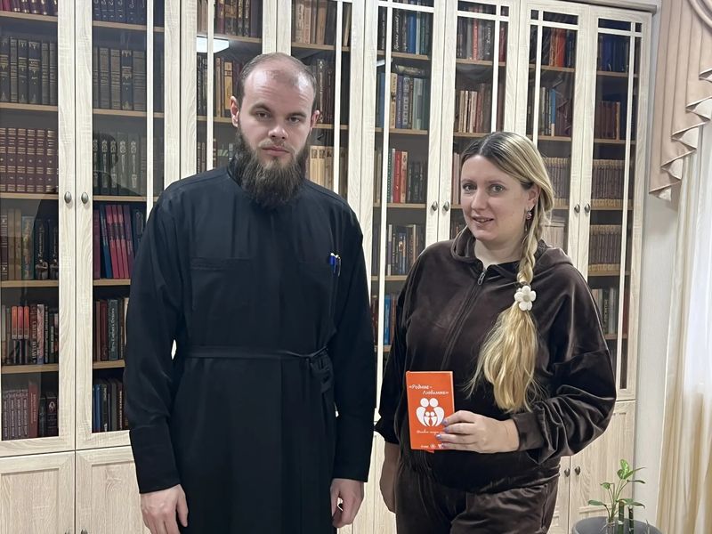 В воскресной школе "Покров" состоялась встреча с руководителем клуба молодых семей "7я"