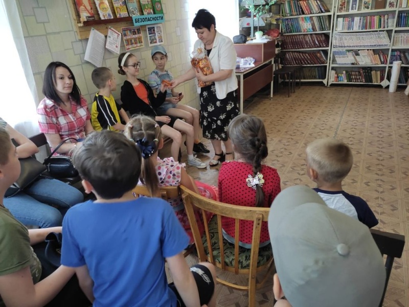 Протоиерей Роман Амплеев поздравил с Днем защиты детей юных новошахтинцев