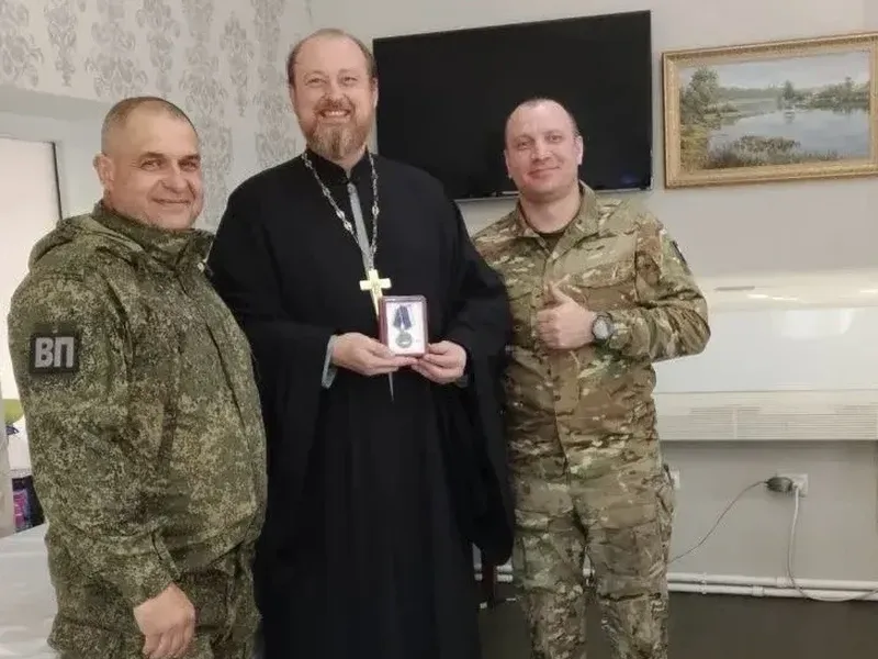 Руководителя епархиального отдела по взаимодействию с казачеством наградили медалью «За содействие СВО»