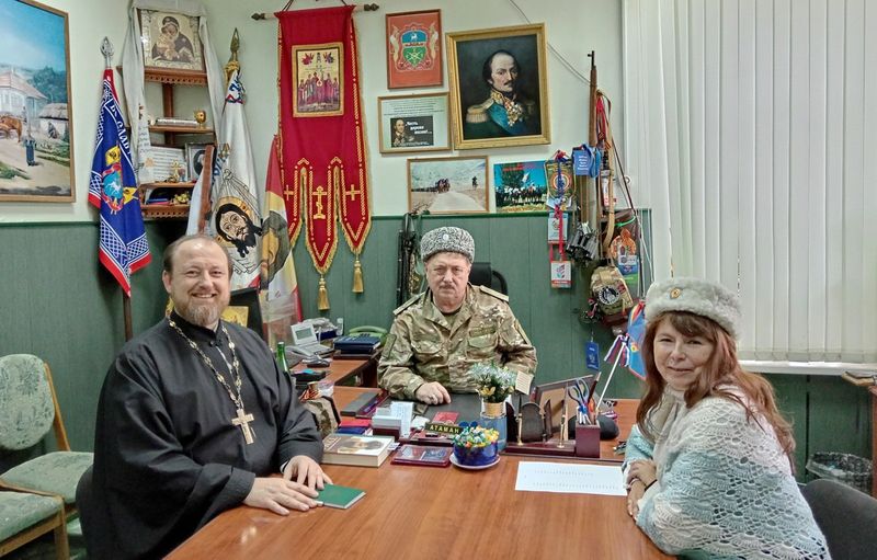 Намечены планы совместной работы с Донецким казачьим округом   