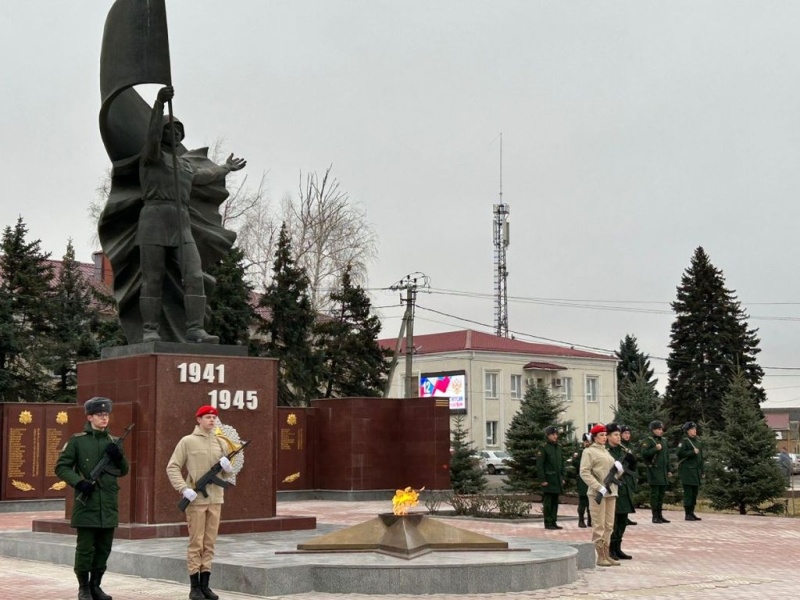 В День Героев Отечества Россия чествует тех, кто посвятил жизнь служению Родине