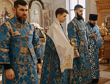 В престольный праздник Преосвященнейший епископ Симон возглавил Божественную литургию в храме Державной иконы Божией Матери города Донецка