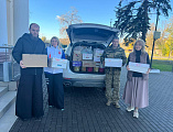 Верующие Александровск-Грушевского благочиния собрали гуманитарную помощь для участников СВО