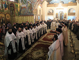 Преосвященнейший епископ Симон совершил великую рождественскую вечерню