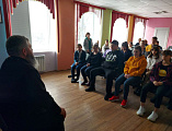 О пагубных пристрастиях с воспитанниками Гуковской школы-интерната № 12 побеседовал иерей Георгий Русинов