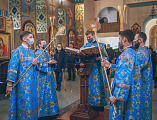 В праздник Введения во храм Пресвятой Богородицы епископ Шахтинский и Миллеровский Симон совершил Божественную литургию в Покровском кафедральном соборе г. Шахты