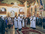 В праздник Крещения Господня Преосвященнейший епископ Симон совершил Литургию, чин Великого освящения воды и диаконскую хиротонию в Покровском кафедральном соборе г. Шахты