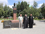 Совершая архипастырский визит в Верхнедонское благочиние, Преосвященнейший епископ Симон посетил приход Архистратига Михаила станицы Вёшенской