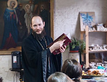 Прихожане Свято-Покровского храма отметили День православной книги в художественной студии "Красный кот"