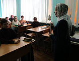 Для учащихся школы № 2 ст. Обливской преподаватель воскресной школы Свято-Никольского храма провел беседу-презентацию о святом благоверном великом князе Александре Невском