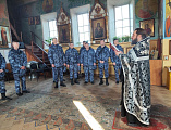В преддверии Дня войск национальной гвардии РФ в Свято-Андреевском храме города Миллерово состоялся молебен   