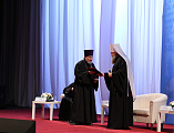 Епископ Шахтинский и Миллеровский Симон принял участие в пленарном заседании XXII Димитриевских образовательных чтений «Нравственные ценности и будущее человечества» в Ростове-на-Дону