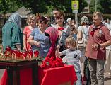 В День памяти и скорби на Соборной площади города Шахты прошла акция памяти