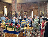 В Никольском храме слободы Кашары отслужили молебен перед началом учебного года