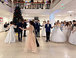 В станице Багаевской прошёл молодёжный Рождественский бал
