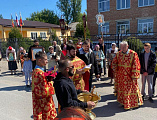 Пасхальный крестный ход в слободе Никольской