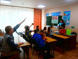 В духовно-просветительском кружке «Живое слово мудрости духовной» при стационарном отделении Центра помощи семье и детям г. Донецка прошло очередное занятие, посвященное празднику перенесения мощей святителя Николая Чудотворца из Мир Ликийских в Бар