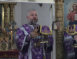 В поминальную субботу Великого поста Преосвященнейший епископ Симон совершил Божественную литургию и панихиду в храме святителя Тихона Задонского поселка Тарасовский