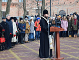 Благочинный приходов Нижнедонского округа совершил панихиду по воинам, погибшим в Афганистане