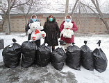 Добровольцы храма Почаевской иконы Божией Матери города Каменск-Шахтинский собрали помощь малообеспеченным семьям