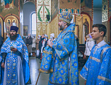 В праздник Введения во храм Пресвятой Богородицы епископ Шахтинский и Миллеровский Симон совершил Божественную литургию в Покровском кафедральном соборе г. Шахты