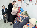Беседа в доме престарелых поселка Садовый