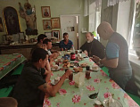 Свет веры и душевного тепла: встреча настоятеля Пантелеимоновского храма с людьми с ограниченными возможностями здоровья
