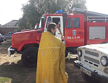 В день празднования иконы Пресвятой Богородицы Неопалимая Купина протоиерей Сергий Курьянов совершил молебен с акафистом
