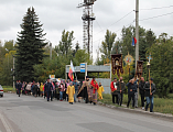 В Гуково молитвенно отметили праздник Воздвижения Честнаго и Животворящего Креста Господня