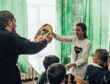 В гимназии им. Чехова г. Зверево прошел утренник в виде открытого урока, посвященный Пасхе Христовой