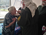 Преосвященнейший епископ Симон посетил пациентов красной зоны COVID-госпиталя г. Каменск Шахтинский