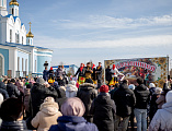 На Соборной площади города Шахты прошли народные гуляния, посвященные Масленице