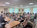 Духовно-нравственная беседа священника с детьми в Боковской
