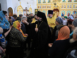 Преосвященнейший епископ Симон возглавил воскресную Божественную литургию в храме Святой Троицы города Каменск-Шахтинский