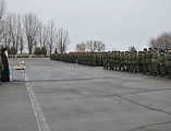 В День войск национальной гвардии России иеромонах Николай (Наметышев) поздравил военнослужащих и совершил вместе с ними молебен