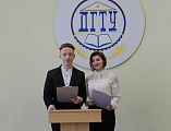 Шахтинские студенты рассуждали о настоящем и будущем православной книги и книжной культуры в России
