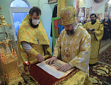 В престольный праздник Преосвященнейший епископ Симон совершил Божественную литургию в храме святого праведного Иоанна Кронштадтского г. Шахты