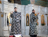 В Великую среду Страстной седмицы епископ Симон совершил Литургию Преждеосвященных Даров в Покровском кафедральном соборе города Шахты