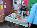 Воскресная школа Никольского прихода г. Шахты провела благотворительную выставку-продажу