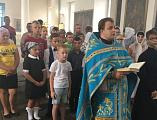 В Успенском храме станицы Калитвенской состоялся молебен перед началом нового учебного года для преподавателей и учащихся станичной школы
