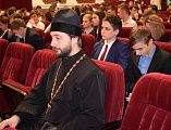 Благочинный приходов Нижнедонского округа принял участие в районном конкурсе будущих мам «Мадонна – 2017» в Октябрьском районе