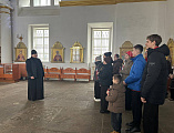 Активисты «Движения Первых» посетили Успенский храм станицы Калитвенской