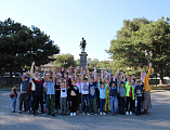 Воспитанники «Учебного театра «Воскресение» – инклюзивная мастерская» посетили мемориал «Самбекские высоты» и храм святителя Николая в г. Таганроге